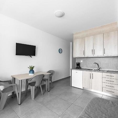 Blue Horizon 3 Apartment Nea Kallikrateia Exterior photo